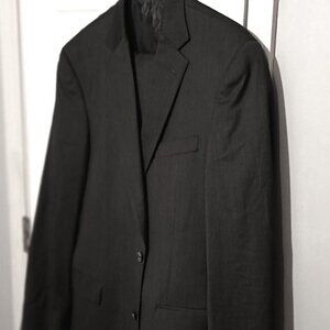 Hart Shaffner Marx Men 2 Piece Gray Suit  43L